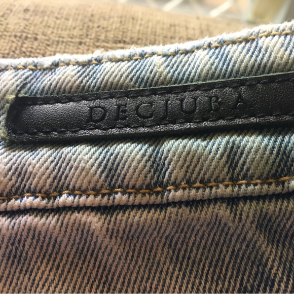 Decjuba classic brand new shorts - Picture 4 of 4